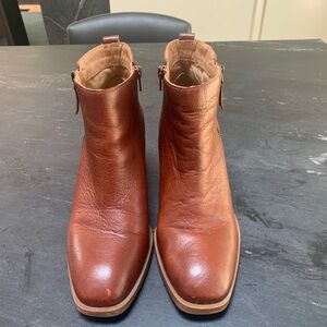 Crown Vintage Brown Heeled Boots with Western Flair